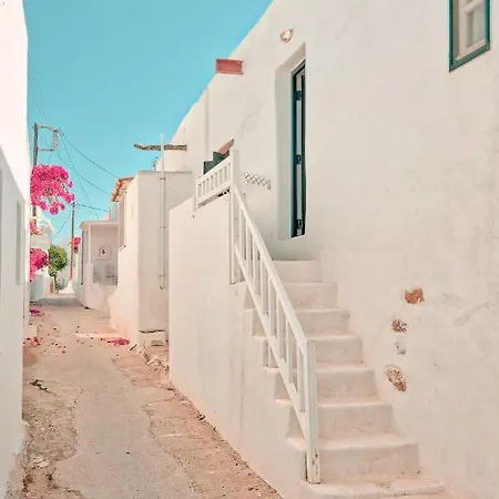 Kastro House Holiday home